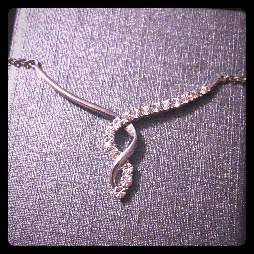 ➡️➡️ LAST CHANCE Diamond Accent Necklace